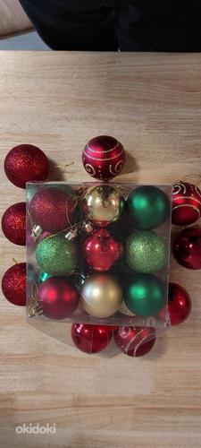 Christmas tree and decorations (foto #2)
