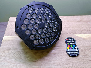 Uking akuga DMX 36 LED par lavavalgusti (2 foto / 8)