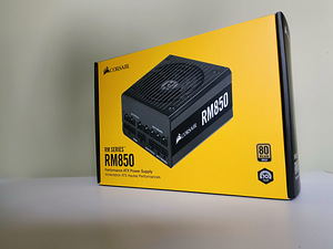 Corsair RM Series™ RM850 80+ Gold toiteplokk (2 foto / 10)