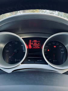 SEAT Ibiza 1.9 TDI 77kW (9 foto / 15)