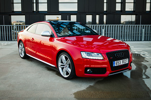 Audi S5 4.2 V8 260kv (2 foto / 15)