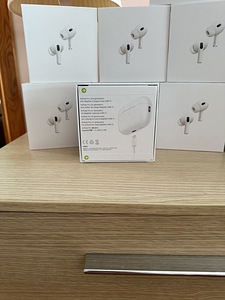 Airpods pro 2 usb-c (2 фото из 4)