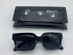 Off White Virgil Päikeseprillid, Mustad/valged (1 foto / 9)