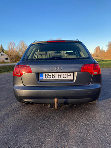 Audi A4 Avant 2.0 103kw (2 foto / 8)