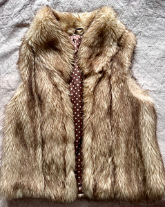 Жилетка TopShop (3 фото из 4)