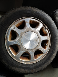 M: Ford sierra valuveljed r14 5tk (1 foto / 1)