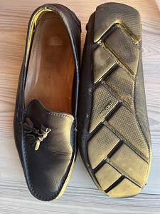 Giorgio Armani nahkkingad, suurus 43 (4 foto / 5)