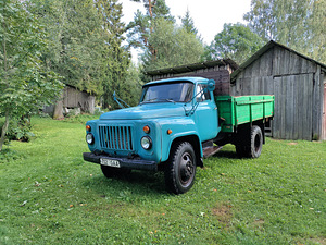 GAZ 52-04
