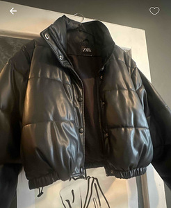 Куртка Zara (2 фото из 3)
