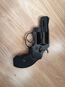 Revolver BRUNI NEW POLICE 380 CAL 9 mm P.A.K (4 foto / 4)