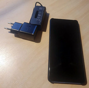 Xiaomi Mi 9T 128GB 6GB RAM (1 foto / 4)