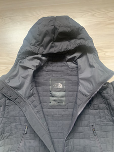 Uus The North Face meeste jope, M suurus (3 foto / 5)