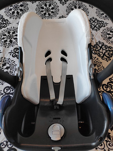 Maxi cosi cabriofix turvahäll alusega (7 foto / 7)