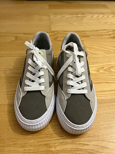 New! Calvin Klein tossud s39 (25.5 cm) (2 foto / 4)