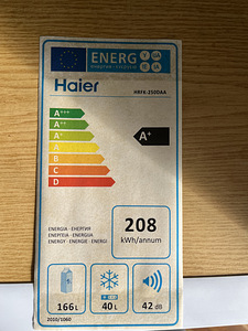 Холодильник Haier (4 фото из 5)