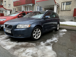 Volvo V50 (2008) (2 foto / 14)