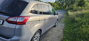 Ford grand c-max (5 foto / 15)