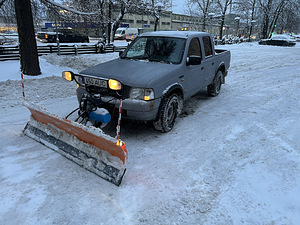 Уборка снега (1 фото из 2)