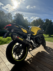 BMW k1200r (3 foto / 6)