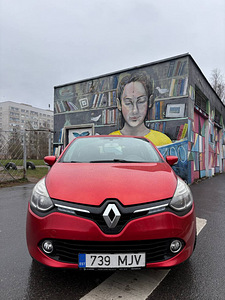 Renault Clio 2015 (2 фото из 5)