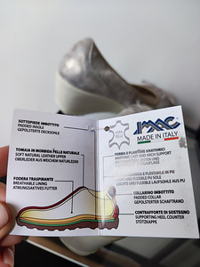 Обувь Размер 39 (2 фото из 3)
