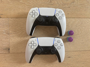 2x Sony DualSense PS5 Wireless Controller (1 foto / 2)