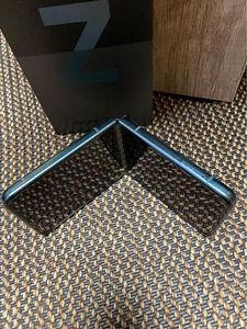 Samsung Flip 3 128GB (4 foto / 6)