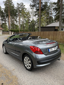 Auto rent kabriolett (2 foto / 6)