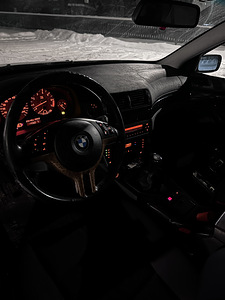 BMW 525i 141kw manuaal 2001a. (7 foto / 7)