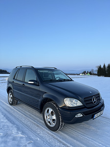 MERCEDES-BENZ ML 270 CDI (1 foto / 9)