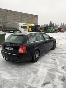 Audi a4 1.8 turbo (2 foto / 7)