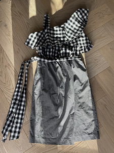 Calvin Klein платье (4 фото из 5)