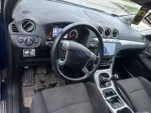 Ford S-max reg tasu makstud (7 foto / 11)