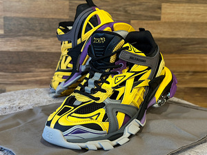 Balenciaga Track 2 (1 foto / 3)