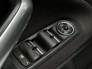 Ford Mondeo (8 фото из 8)