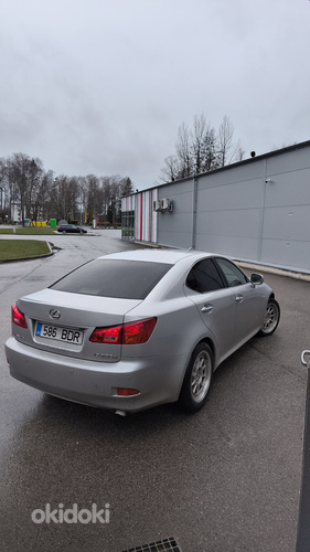 Lexus is220d