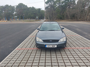 Ford Mondeo (9 фото из 12)