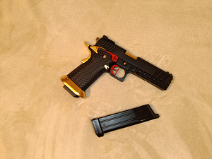 Armorer Works Custom (ASPG178) (2 foto / 3)