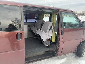 Volkswagen multivan 2.4 57kw (9 foto / 15)