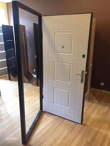 Эко-кварт, металлическая дверь для квартиры (фото #1)