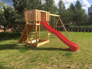 Игровая площадка (3 фото из 3)