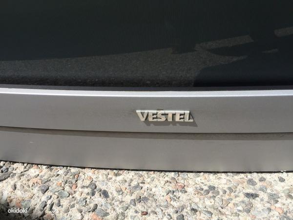 Большой телевизор Vestel, диагональ 67 см (фото #3)