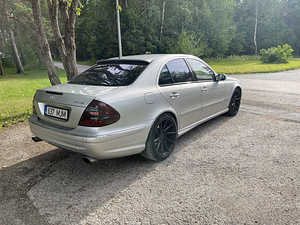 Mersedes 320 w211 (2 foto / 11)