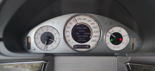 Mercedes-Benz E280 3.0 V6 140kw (foto #9)