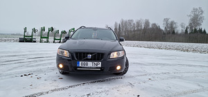Volvo V70 2.4 136kw (1 foto / 15)