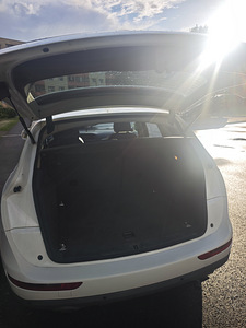 Audi q5 (2 фото из 7)