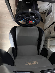Logitech G920 komplekt koos tooliga (3 foto / 3)