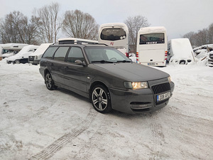 Vw passat 1,8 66kw (4 foto / 7)