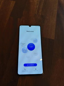 Huawei P30 (2 foto / 3)