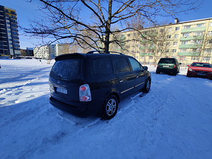 Hyundai TRAJET kaks autot restaureerimiseks (6 foto / 6)